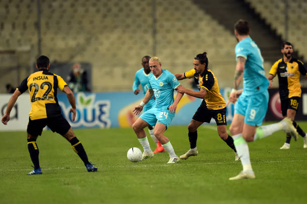 更象征着球 更象征着球